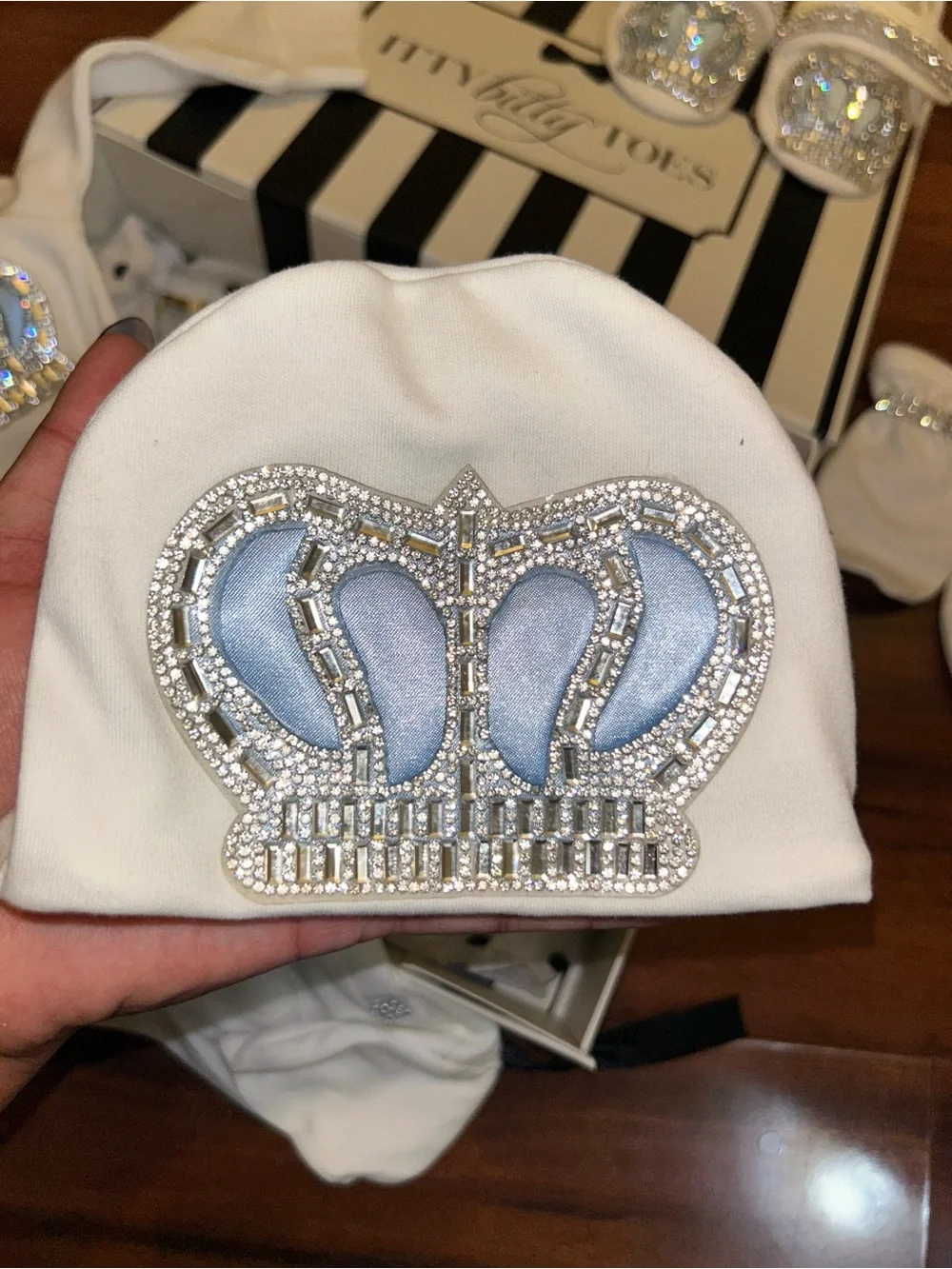 Itty Bitty Toes White & Blue Crown Baby Mittens Set